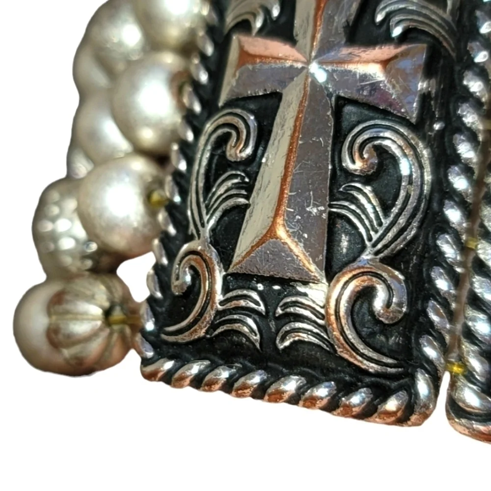 Cross Beaded Pearl Bracelet with Elastic Bands
